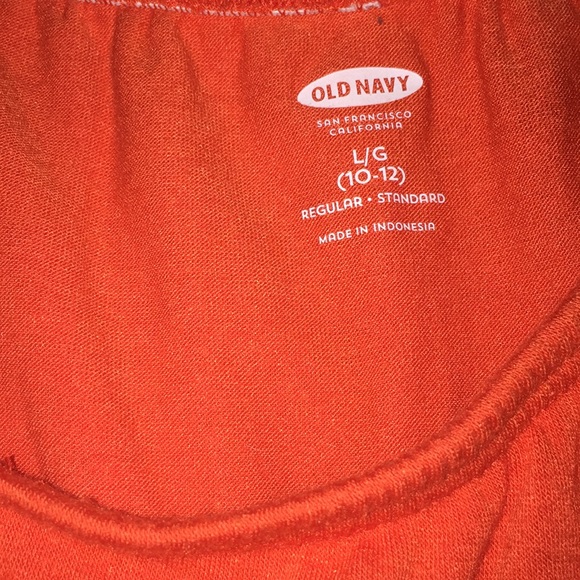 Red old navy shirt. - Picture 2 of 3